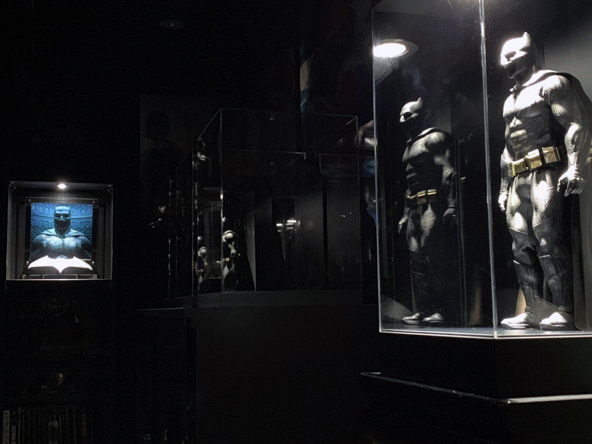 BaruWayne's tweet photo. 連休初日引き籠り
今夜はMY🦇CAVEのスクリーン下して何か観ましょう🦇祝いましょう🦇🥃

#バットマンの日
#バットマン85周年
#バットマンよ永遠に 
#BatmanDay https://t.co/4TUT2Gfj7k