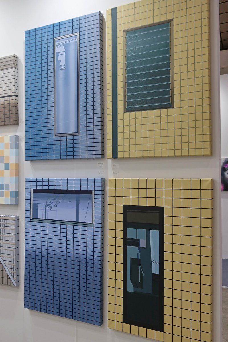 take_all_a's tweet photo. 「ART FAIR ASIA FUKUOKA 2024」で気になった作家・作品をいくつか上げる。
1枚目：エコ・ヌグロホ Eko Nugroho
2枚目：エマ・トンプソン＝チャップリン Emma Thompson-Chaplin
3枚目：中島麦
4枚目：小松孝英、フェラーリに絵画をラッピングした痛車
#AFAF2024 #FaNWeek https://t.co/qmts9vrdVK