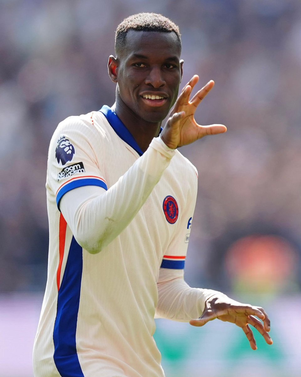 FabrizioRomano's tweet image. 🕺🏼🇸🇳 Four goals, one assist in opening five Premier League games for Nicolas Jackson this season!

…while he was doing some Michael Jackson Thriller dance moves ✨