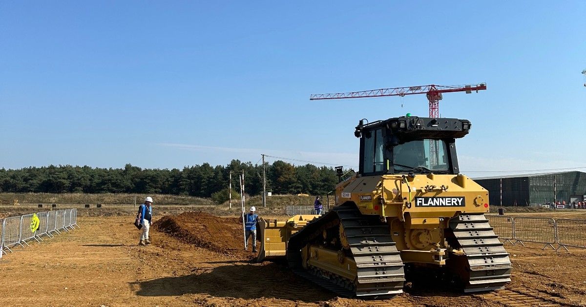 FlanneryPlant's tweet photo. A massive shout-out to our operators competing at the UK Plant Operators, Operator of the Year 2024 at the CITB Construction Collage Bircham Newton
🙌 Good luck to all those taking part!
#FlanneryTeam #CITB #OperatorOfTheYear #UKPlantOperatora https://t.co/KzUyxHZzKH
