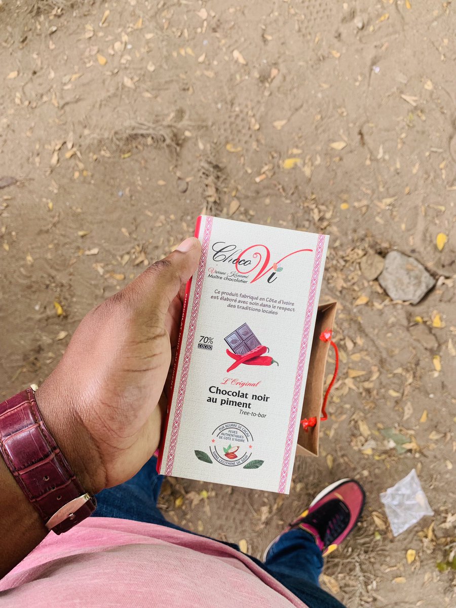 charles_ble's tweet photo. Bien manger ma tablette #Chocovi 🥰🥰 soutenons nous c’est important https://t.co/6CiF57NoKo