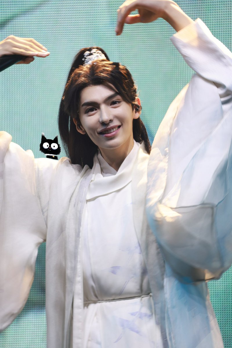maomaoya0723's tweet photo. 你怎么这么好看⁄(⁄ ⁄ ⁄ω⁄ ⁄ ⁄)⁄
#ก่อนดอกไม้บาน 
#Meetyouattheblossom 
#花开有时颓靡无声 
#lile @Lilelesliee https://t.co/HNbgUDoGZI