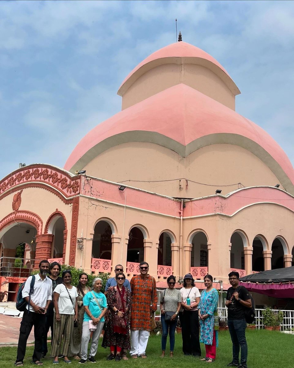 dushyant_delhi's tweet photo. Delighted &amp; proud to have been featured in today’s, 21st September, Times of India for my recent Pre Durga Pujo heritage exploration at Delhi’s mini Bengal, CR Park! @nirupamakotru @Sairee @irfaniyat @adite https://t.co/whb2N4WnW7
