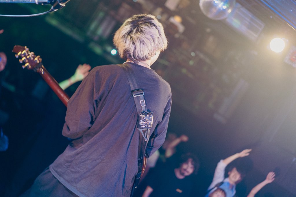 jin_adamasale's tweet photo. -20240912-   
【BOOKINGS 】
at. 渋谷 CYCLONE

Photos by @Mizuckey217 

#AdamasAle
#PostHardcore
#LoudRock
#Heavymusic
#ラウドロック
#band
#Livephoto https://t.co/0SDALuRHfE