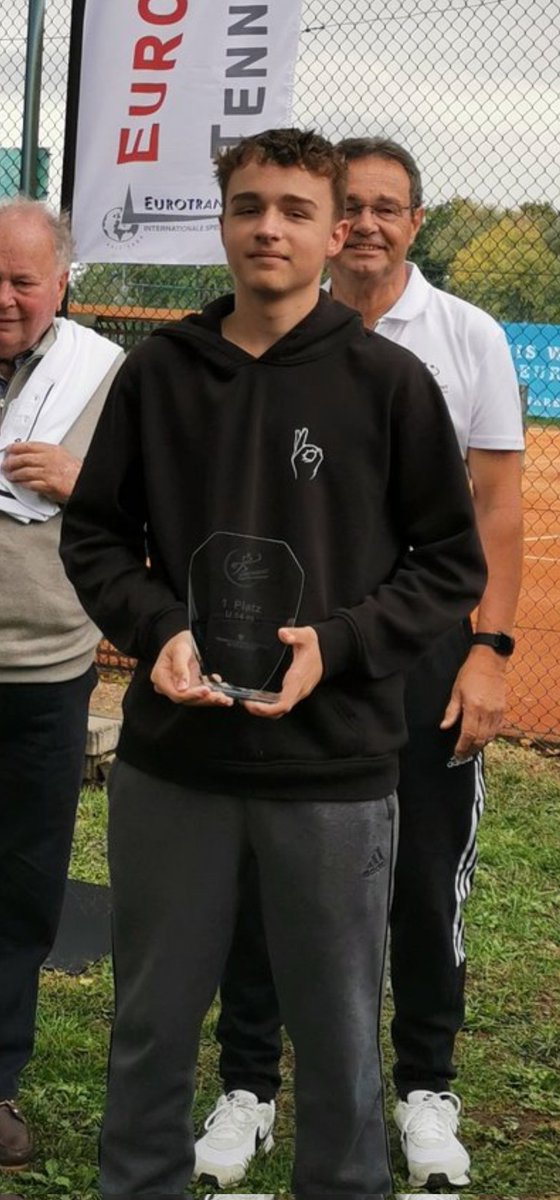 Veni aka Eisler 🏳️‍🌈 tweet media