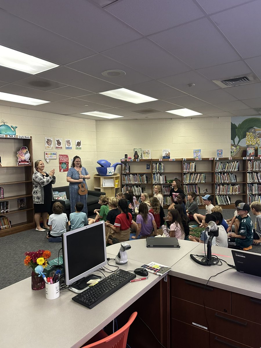 Jenn Roth, Library Extraordinaire tweet media