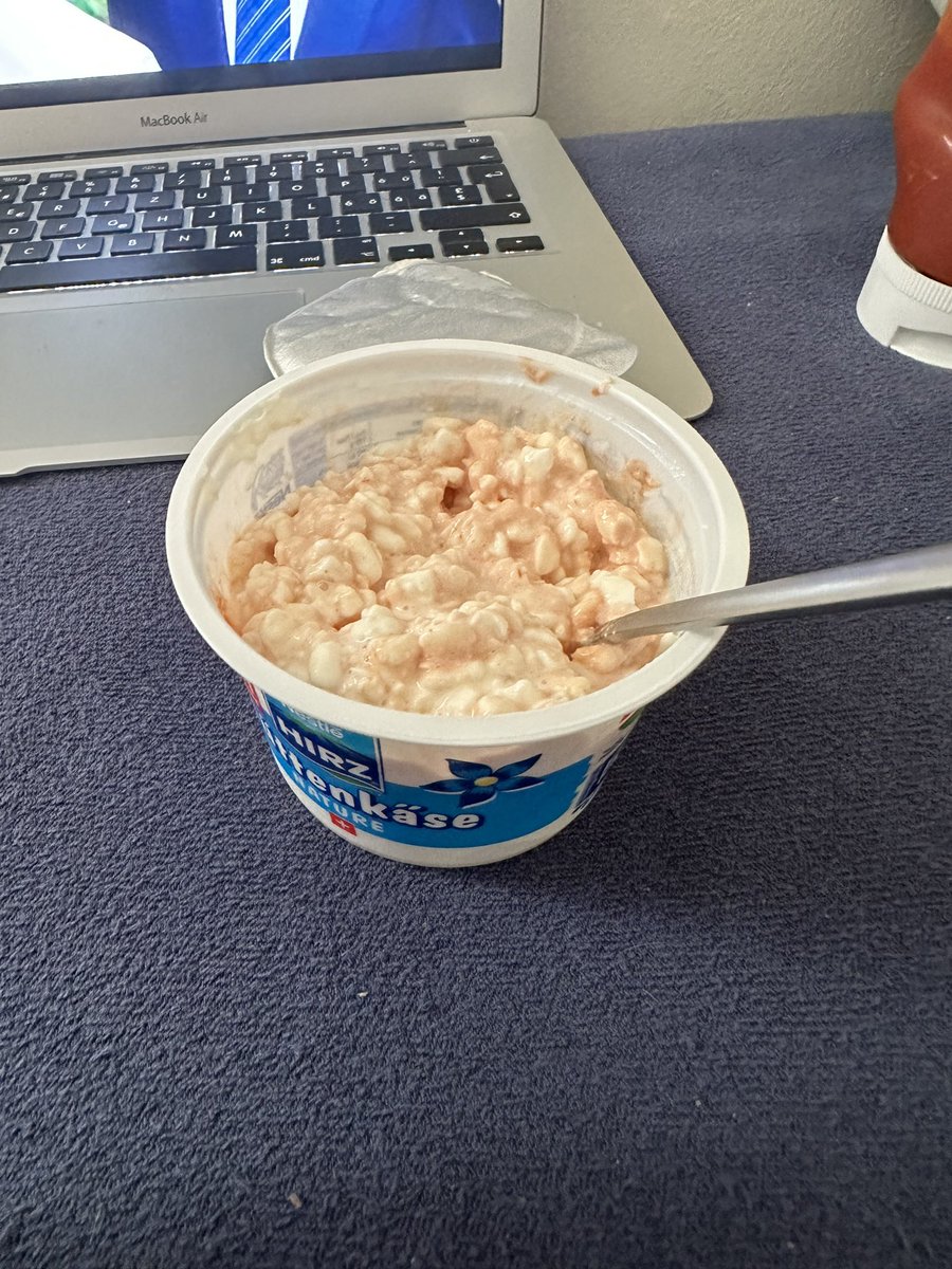 FrankTheTank tweet media