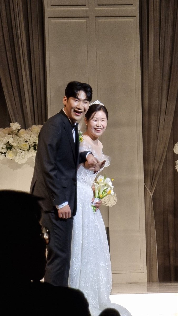 결혼 축하합니다
재현님!!!!