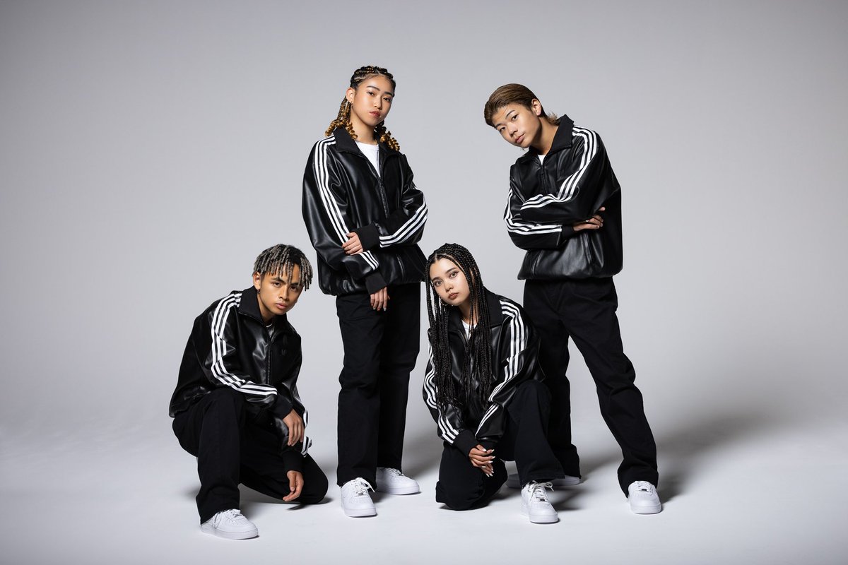 LUX CANDELA✨
ルクス カンデラ - 特待生のご紹介📣📸✨

24-25 SEASONからSEGA SAMMY LUXは次世代育成の組織として、「LUX CANDELA（ルクス カンデラ）」を結成いたしました！

「LUX CANDELA」は、光源の強さを表す単位で、LUX・LUMENに続き光に関する由来から名付けられています💡✨