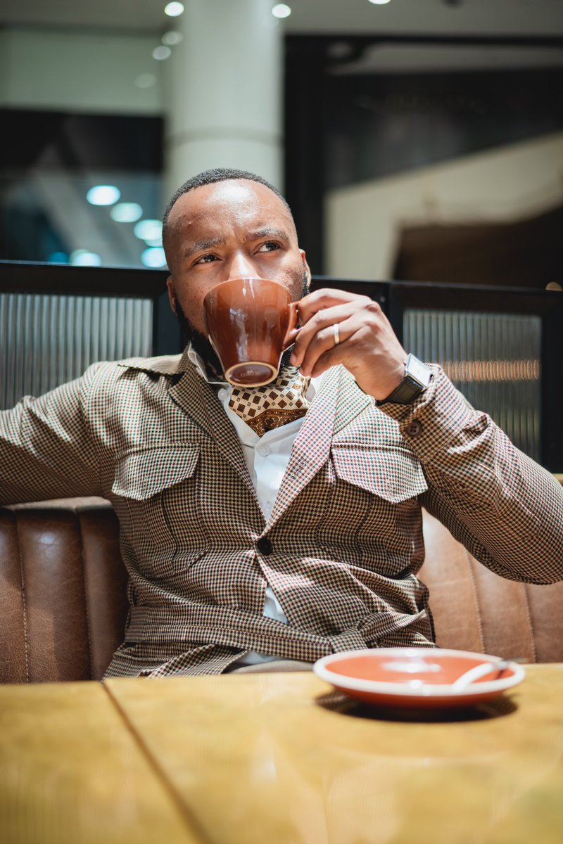 RoneeDeep's tweet photo. “Taking in the Sandton skyline and plotting my next big move. What’s on your playlist today? 🎶 Let’s vibe together. Drop your favorite track in the comments!
📸: @ZFilmProduction
👔: @legendary__afro
#RoneeDeep #HouseGrooves #CityEnergy #MenswearMood https://t.co/pICYJaoMyE