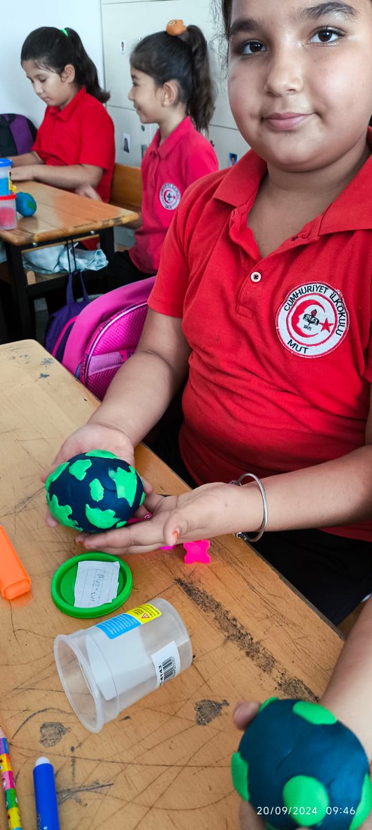 Avuçlarına dünyayı sığdıran koca yürekli çocuklar...

<a href="/tcmeb/">Millî Eğitim Bakanlığı</a> 
<a href="/MersinMEM/">Mersin İl Millî Eğitim Müdürlüğü</a> 
<a href="/fazilet_durmus/">Fazilet Öğretmen 🇹🇷</a> 
<a href="/mut_mem/">Mut İlçe MEM</a> 
<a href="/erddlk33/">Erdal DÖLEK 🇹🇷</a>