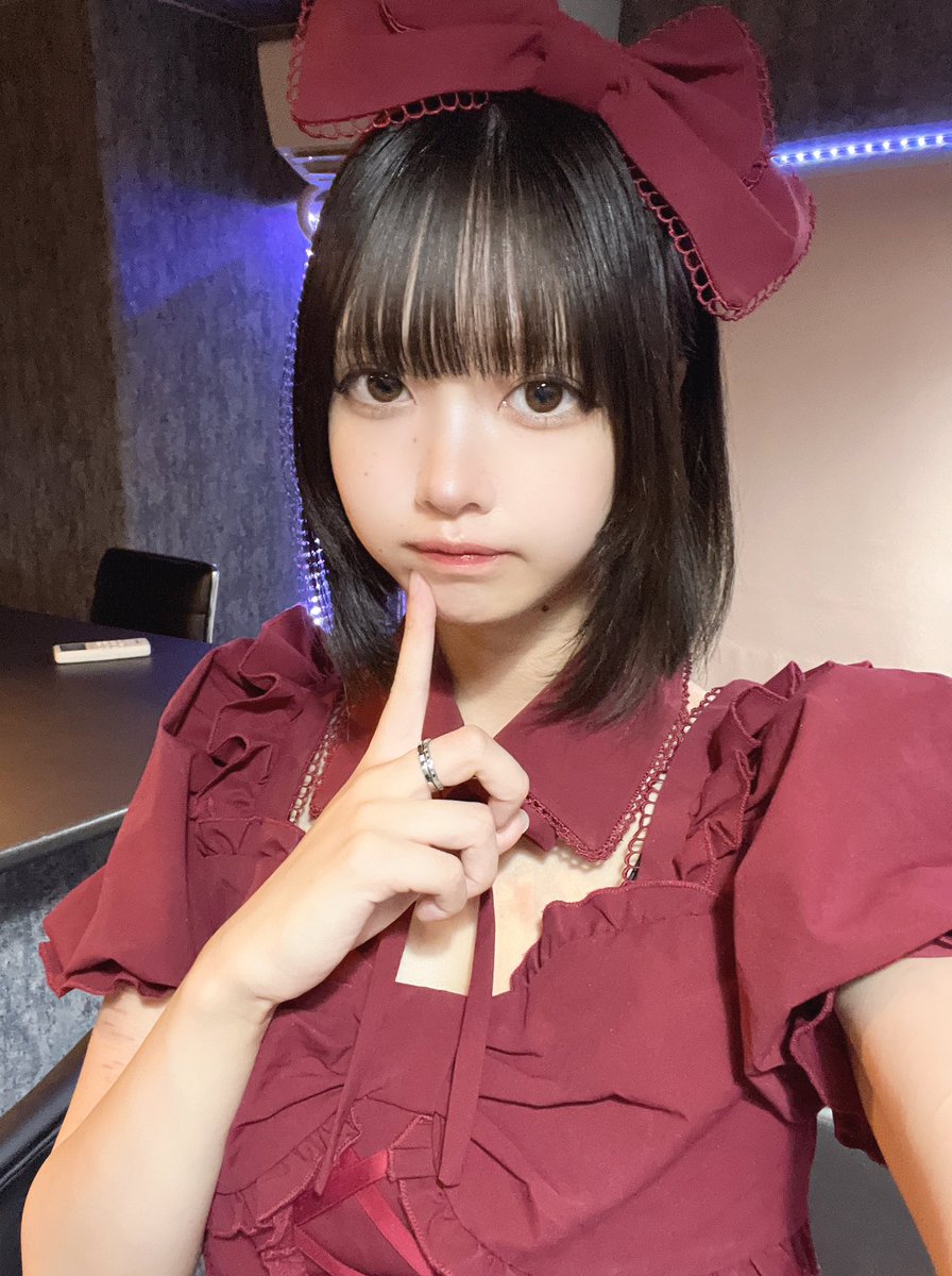 まな tweet media