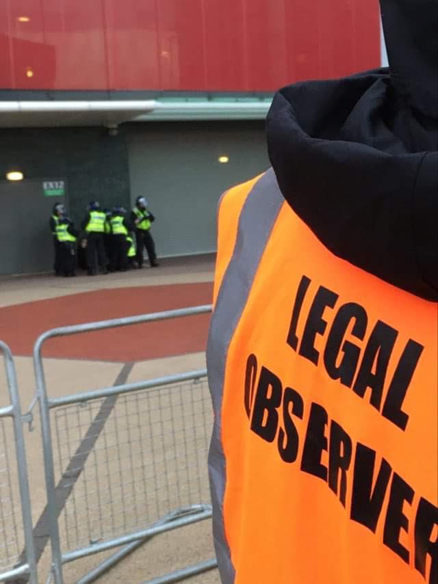 GBCMANCHESTER's tweet image. GBC Manchester will have legal observers today in Liverpool for the @PSCupdates write the important numbers on your arms (on below bustcard) before you attend.
Remember the 5 key messages:
No comment
Under what power
No personal details
No duty solicitor
No caution #protest