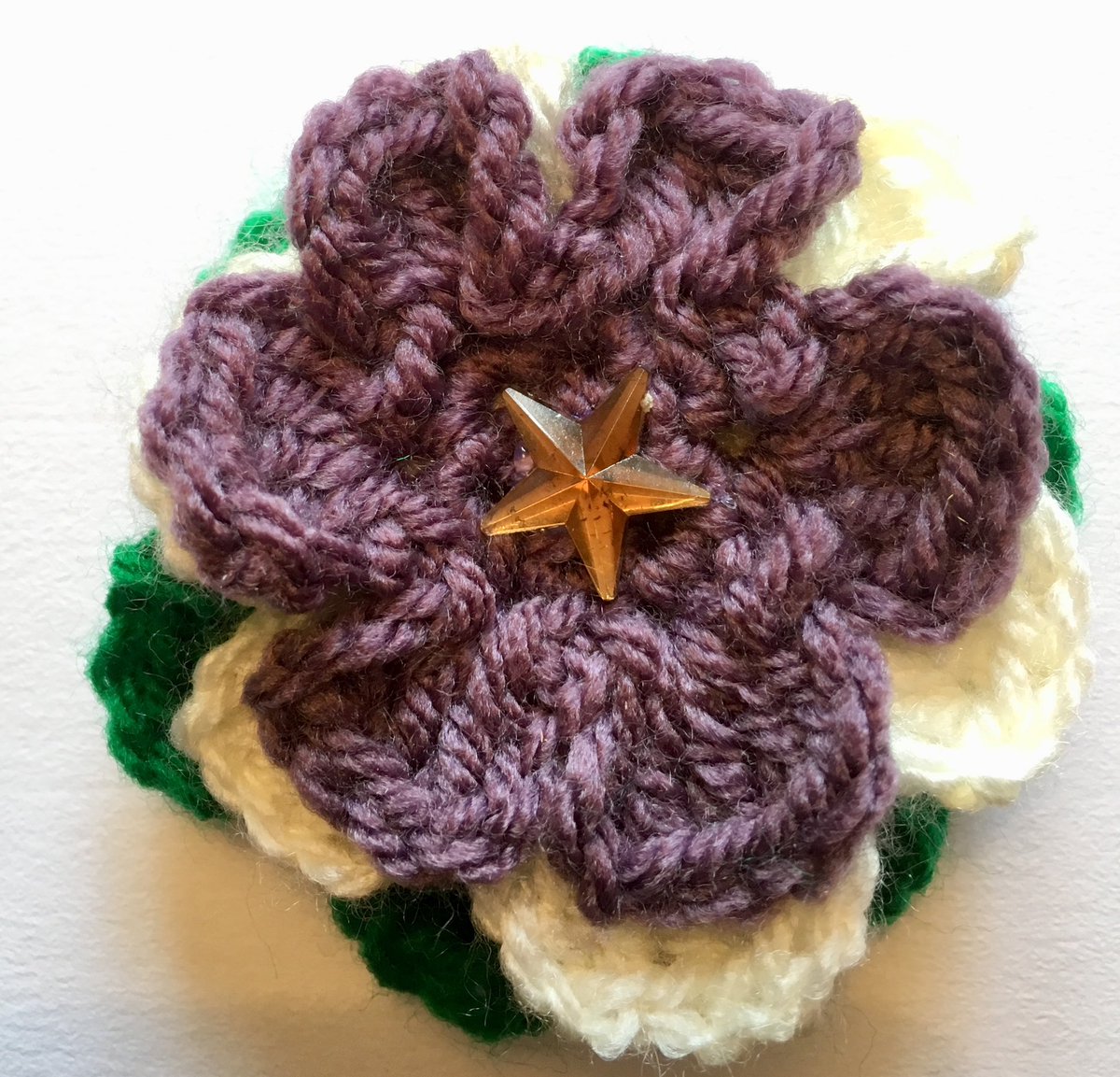 okthenwhatsnext's tweet image. Happy #loveandfriendshipday 💚💜 Here’s a symbol of women’s friendship - a flower badge in traditional suffragette colours 💚💜
okthenwhatsnextcraft.etsy.com
#earlybiz #crochet #etsy #ukgiftam #ukgifthour