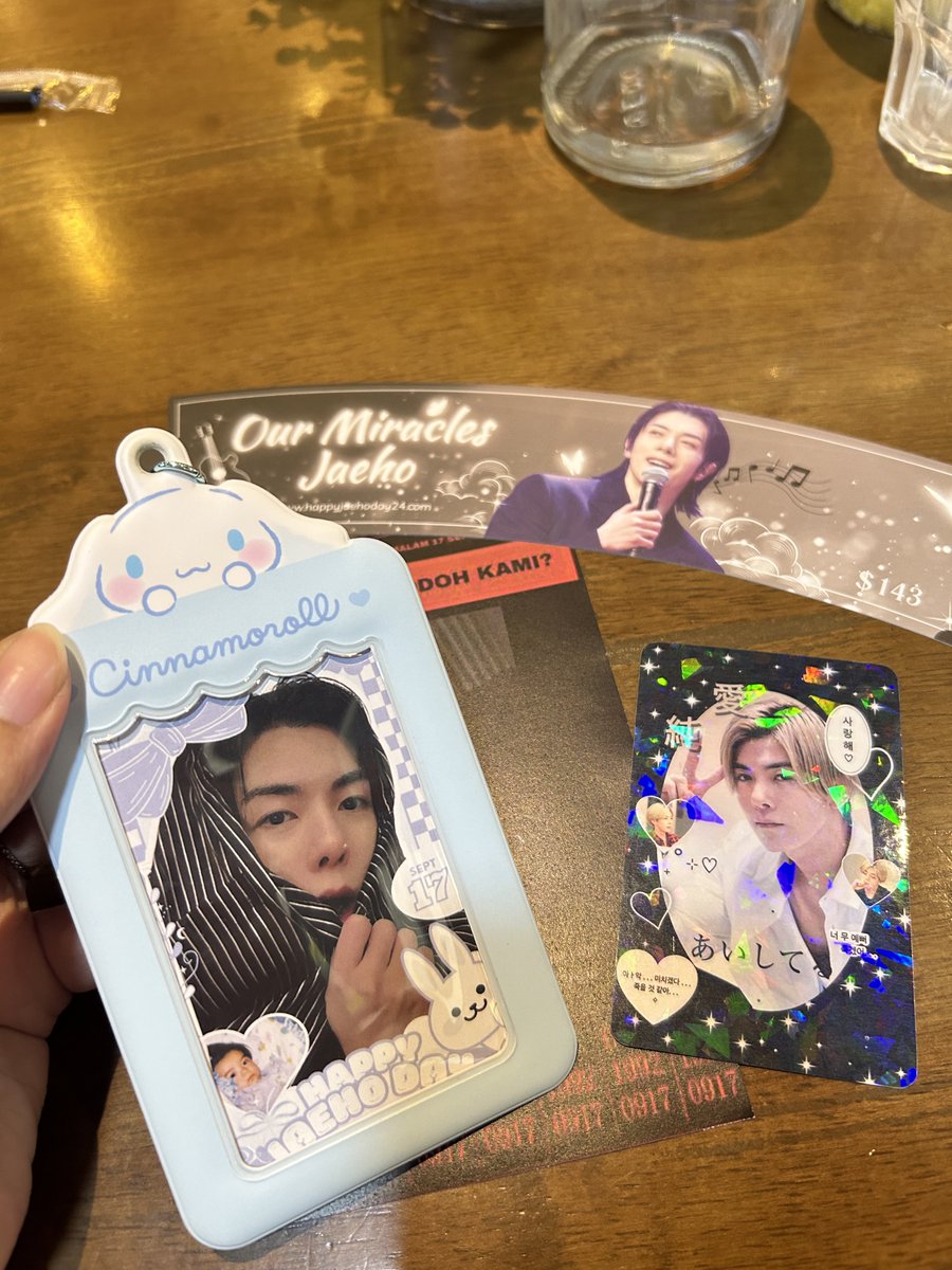 linobunnyteeth's tweet photo. here to celebrate jaeho’s birthday 🫶🏻

thank you namong for the cute freebies and blessed @kingnanoise1709 for organizing the event! 🔥

@kimnanoise 
#OurMiraclesJaeho
#KIMNANO https://t.co/z6yX0MIMZW