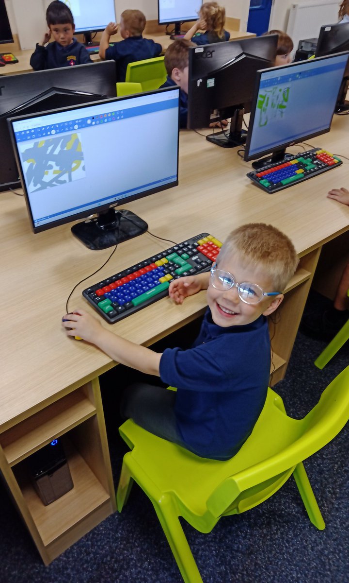 MissKBSGC's tweet photo. We have been perfecting our mouse skills on the computer by completing pictures using https://t.co/YoiwR02yMh @MrGSGC #SGCcomputing https://t.co/Q48exLDajZ