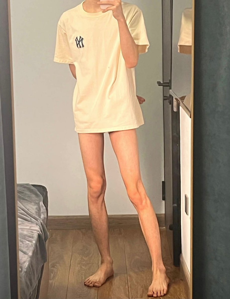 boylovebbfun's tweet photo. 大J在哪，想被注射🥵🥵🥵 https://t.co/43IT1qqFn1
