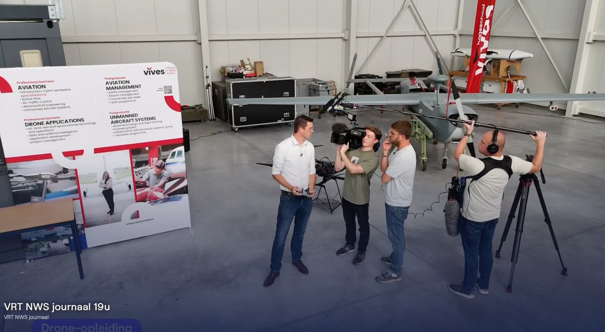 🚁 Exciting times at <a href="/viveshogeschool/">Hogeschool VIVES</a>! In my new role as Head of the Aviation &amp; Drone Faculty in Ostend, I had the opportunity to contribute to a <a href="/vrtnws/">VRT NWS</a> television reportage about our brand-new Bachelor's degree in Drone Applications.
vrt.be/vrtmax/a-z/vrt…