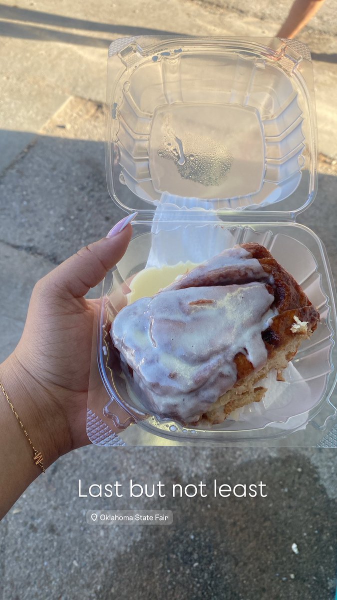 esqnessa's tweet photo. My stomach was in shambles yall. #OKStateFair https://t.co/pbLI33NocT
