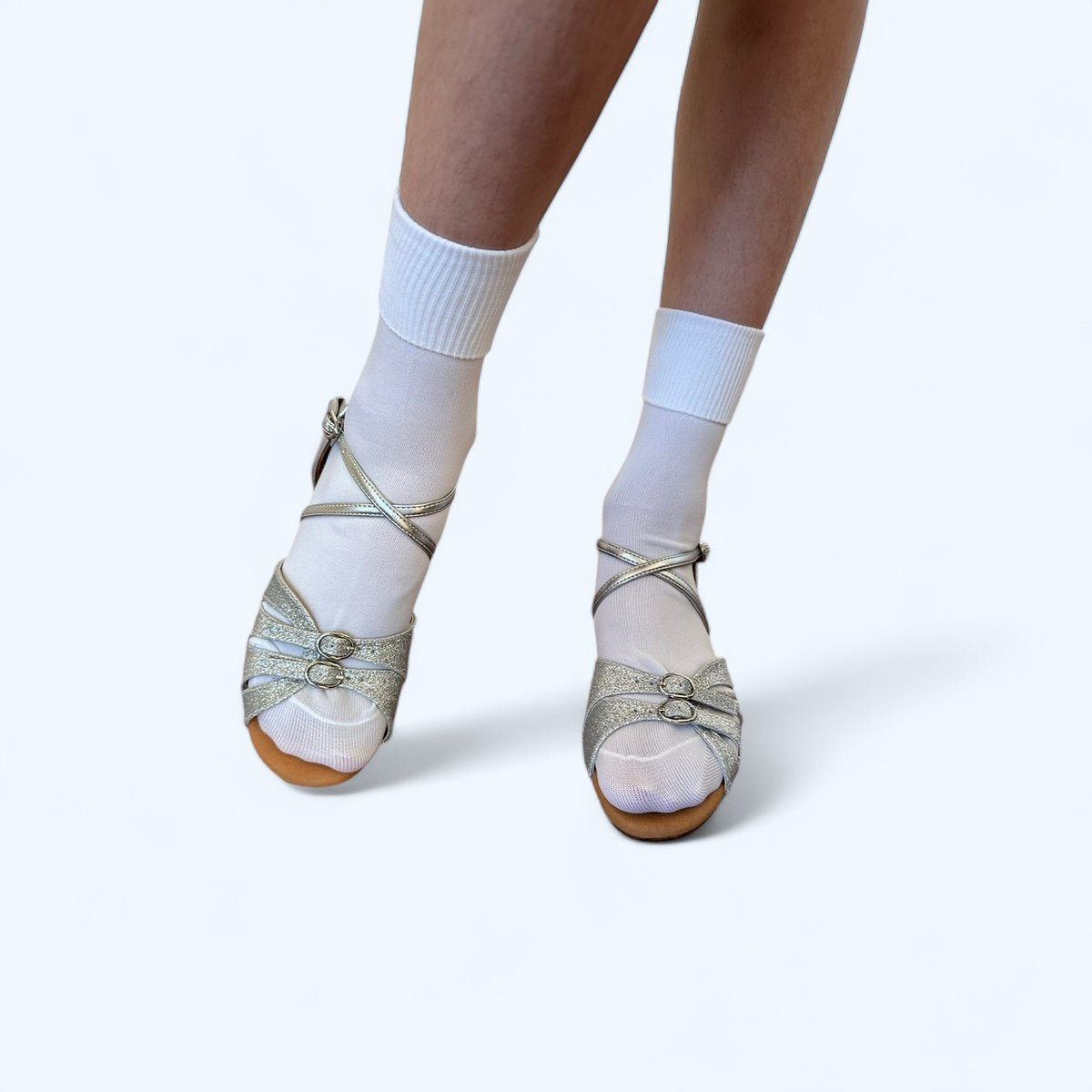 Kids Ballet Socks now available! Super soft &amp; available in four sizes! PLUS.. get 20% off 3x pairs or more as an intro offer!

Shop here: internationaldanceshoes.com/kids-ballet-so…