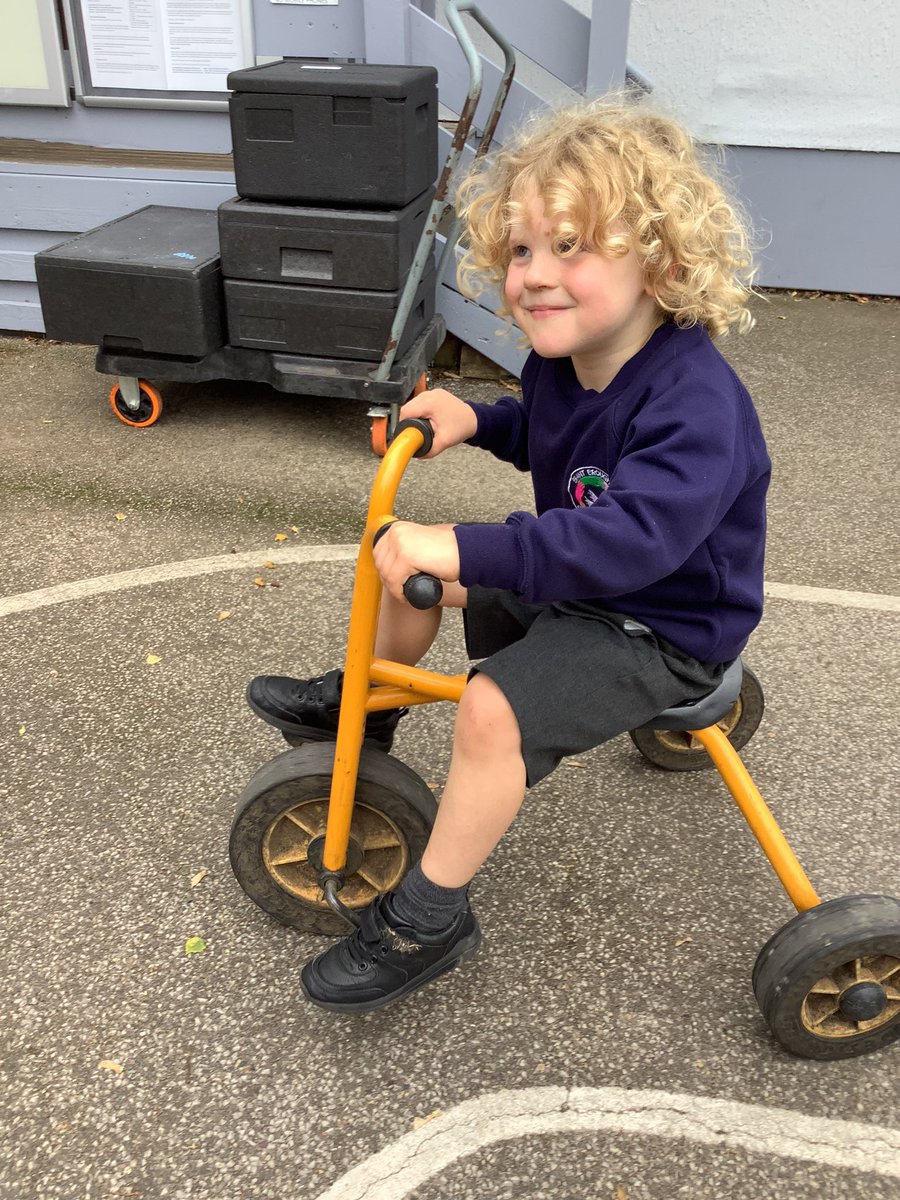 ClassPolarBears's tweet image. What a fabulous afternoon we had yesterday. We worked on our gross motor and safety skills when using the gym and bikes. I don’t know about the Polar Bear children but the staff definitely slept well afterwards 🐻‍❄️