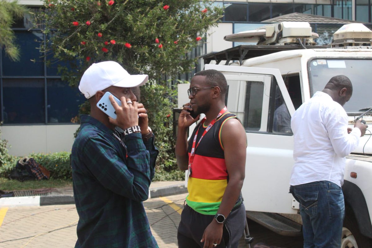 Give us the best caption for this 😂😂

The best caption wins😅
@joedebestt &amp; <a href="/djtatuah/">Dj Tatuah</a> <a href="/NWainainake/">Njoroge_Wainaina.Ke</a> @silaskwodi
#str8uplive #ktnwelcomehome