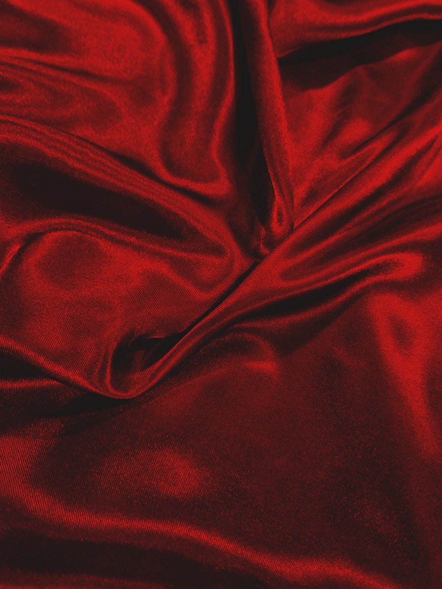 Red is the most vivid of colors. It’s both fire and love, both passion and blood.

Today it is all four. The passion I felt, the love that’s now gone, the blood that remains to show the deed, and the blazing fires to burn it all to the ground.

#vss365