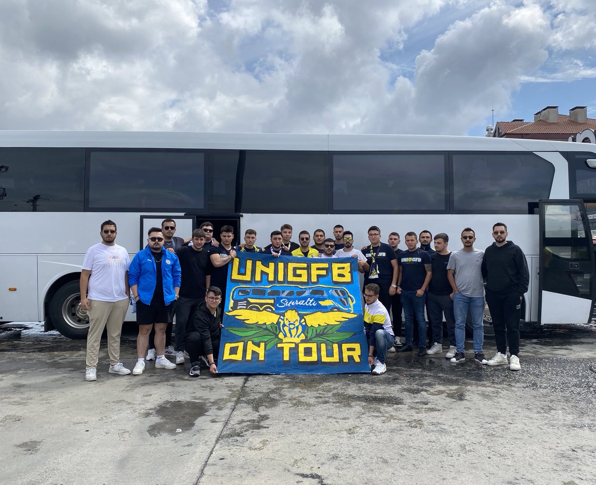 YEMİN ETTİK BU SENE FENERBAHÇE ŞAMPİYON ! 
UNIGFB-06 Ailesi olarak Fenerbahçemizi galatasaray karşısında desteklemek için Kadıköy yolundayız. #UNIGFB