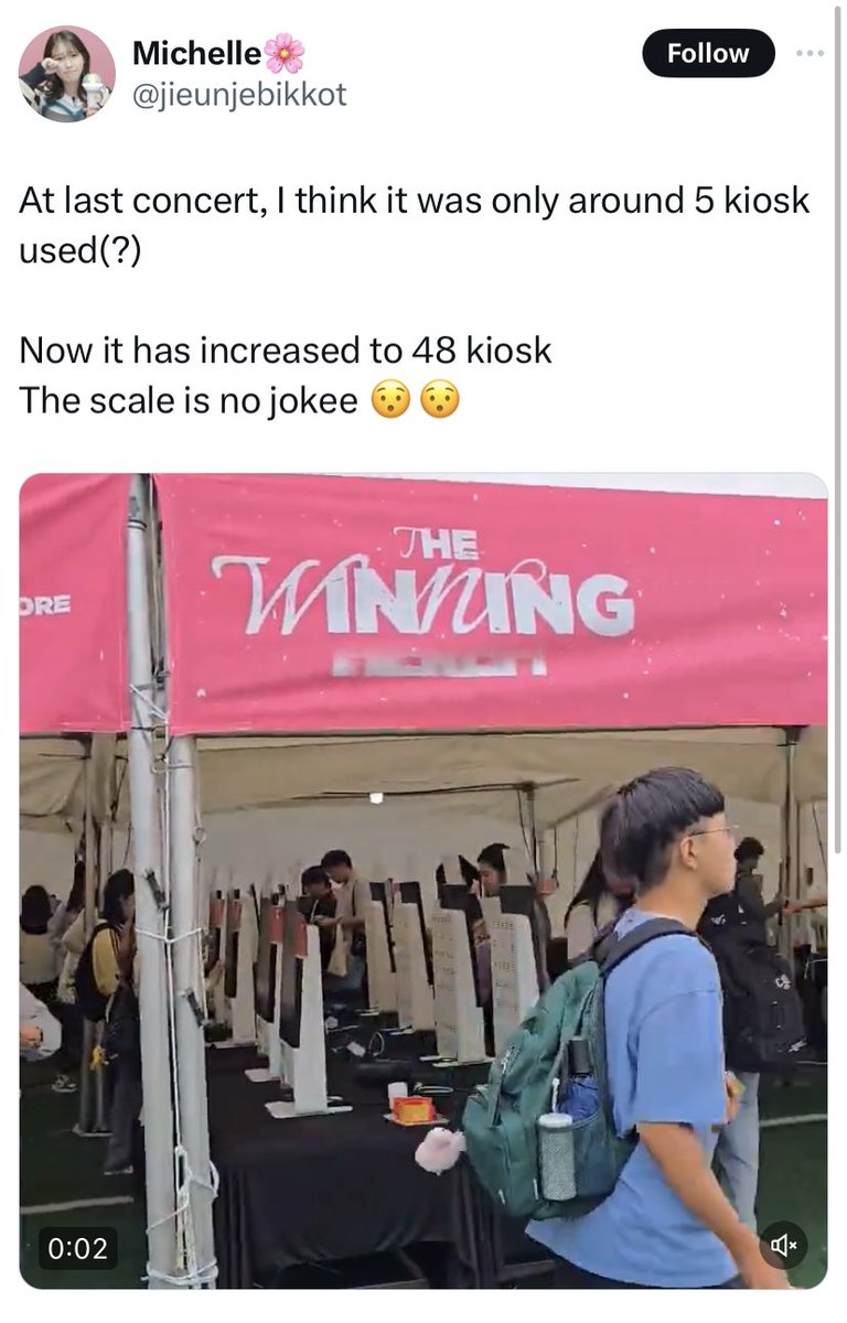 danieun_'s tweet image. iu just don’t care abt revenue, like she just wants to give everyone the best concert experience. like wdym u get free cushions, binoculars, well-managed merch selling, grass mats to address the complaints, &amp;amp; even trash bags for everyone who lives around the venue 😭