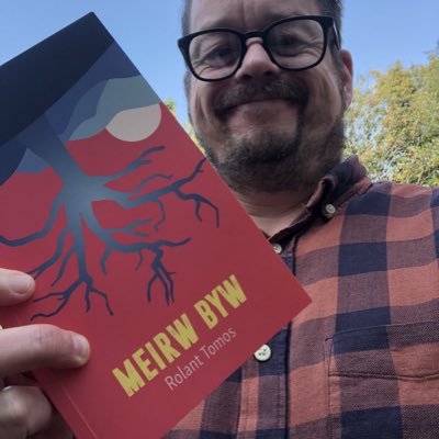 rolant tomos tweet media