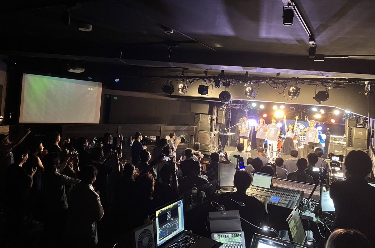 Neontetra06's tweet photo. ══════════════════
全国ワンマンツアー2024「ONE UP!!!」
名古屋公演 in 新栄SPADEBOX
大成功!ありがとうございました!
2024.9.21 SAT
══════════════════
#Neontetra
#Neontetra全国ワンマンツアー https://t.co/1NE4wBlmR3