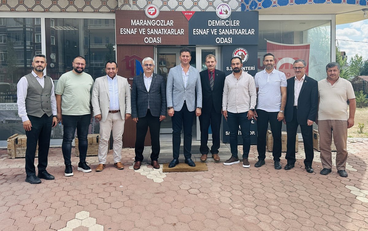 SİVAS DEMİRCİLER ESNAF ODASI ZİYARET EDİLDİ

<a href="/MUSIADSivas/">MÜSİAD Sivas </a> Başkanımız <a href="/GorgenUgur/">Uğur Görgen</a>, yönetim kurulu üyelerimizle Sivas Demirciler Esnaf Odası Başkanı Harun Koç’u ziyaret ederek, çalışmalarında başarılar dilediler.

#müsiadsivas #demircilerodası #ugurgorgen #harunkoc