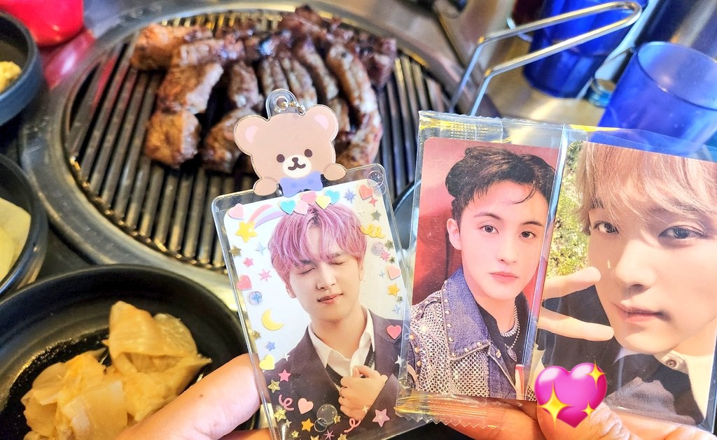 SS_Ss_T's tweet image. 드디어 다녀왔당
쪽갈비집💓💓
간장이 제일 맛있었당ㅋㅋㅋ

@blanket_for @twochani