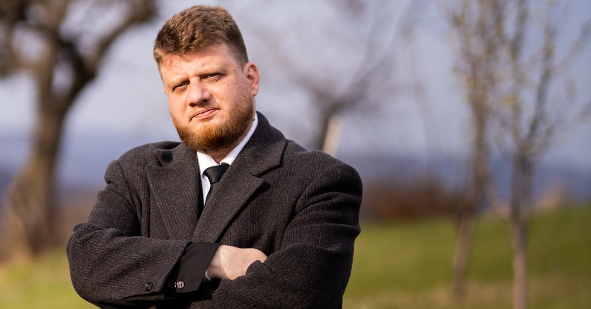 Христо Раянов: В „Разказвачи“ ще има уроци по дисциплина на писането и на четенето dlvr.it/TDVyk9