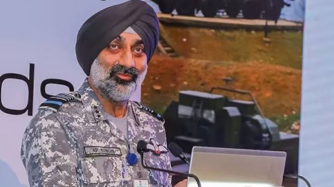 UpendrraRai's tweet photo. Govt. has appointed Air Marshal #AmarPreetSingh, currently serving as the #ViceChief of the #AirStaff, to be the next Chief of the Air Staff. Amar Preet Singh will assume the rank of #AirChiefMarshal, effective from the afternoon of September 30, 2024. He will succeed Air Chief Marshal Vivek Ram Chaudhari, PVSM, AVSM, VM, ADC, who will retire on the same date. @DefenceMinIndia @rajnathsingh @IAF_MCC