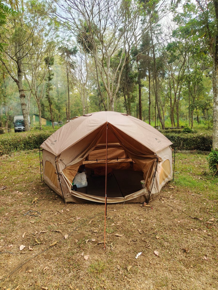 Widino's tweet photo. Achievement unlocked: camping sendirian.

Ya Allah, kok subuhnya lama bgt ya 😭 https://t.co/85HgEm7QCe