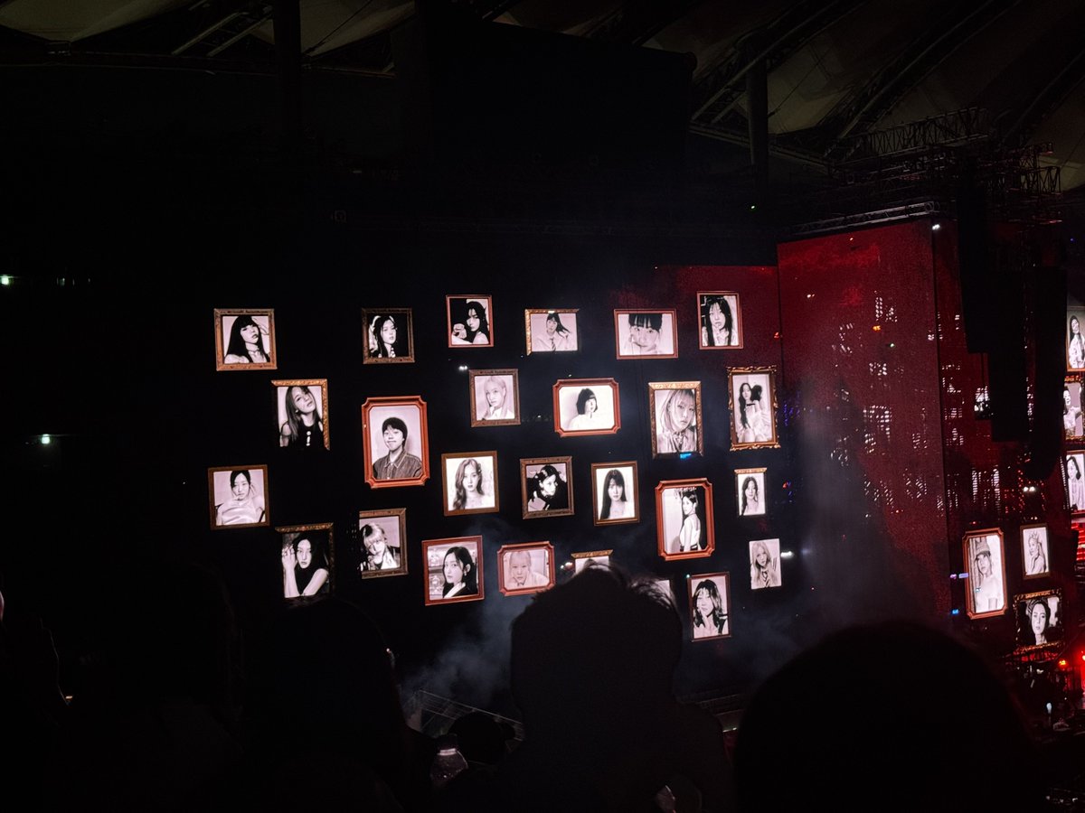 chatshirelore's tweet image. IU performs ‘Shh’ with photos of female celebrities (idols, singers, actors) from different generations