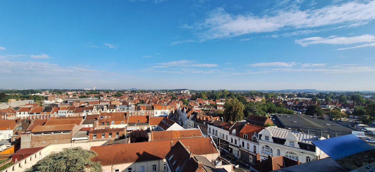 AurelienGack's tweet photo. Vues d'Hénin-Beaumont et du bassin minier depuis les terrasses supérieures de l'église d'Hénin-Beaumont, ouvertes pour les Journées du patrimoine https://t.co/crqsqPrpHI