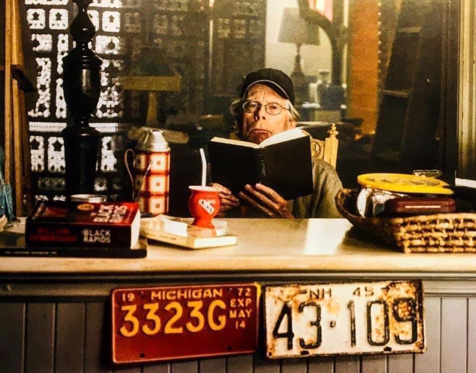 "I was going to say his work changed my life, but that’s not right. I don’t think a teenager has much of a life to change. I guess what I mean is his work changed my heart."

Happy 77th birthday to the man who taught us to float, to shine, and to stand <a href="/StephenKing/">Stephen King</a>