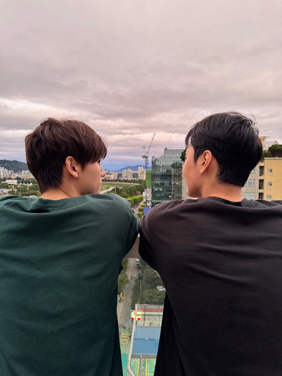 SF9official tweet media