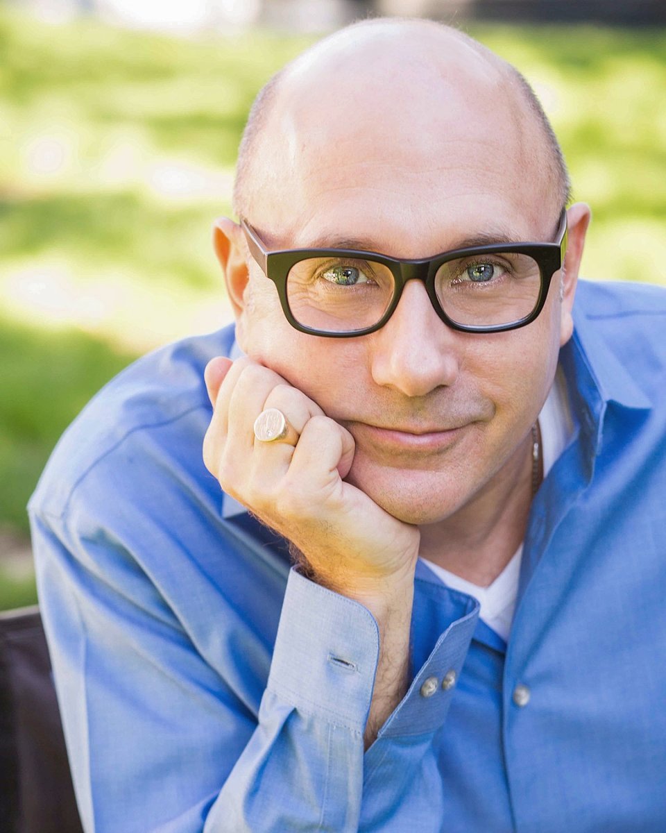 PanCAN's tweet photo. Today marks three years since beloved actor, Willie Garson, passed of #pancreaticcancer. 💜 In honor of Willie, and all those touched by this disease, we'll continue to create a world in which all patients with pancreatic cancer can thrive. https://t.co/xDGBXx7XEO