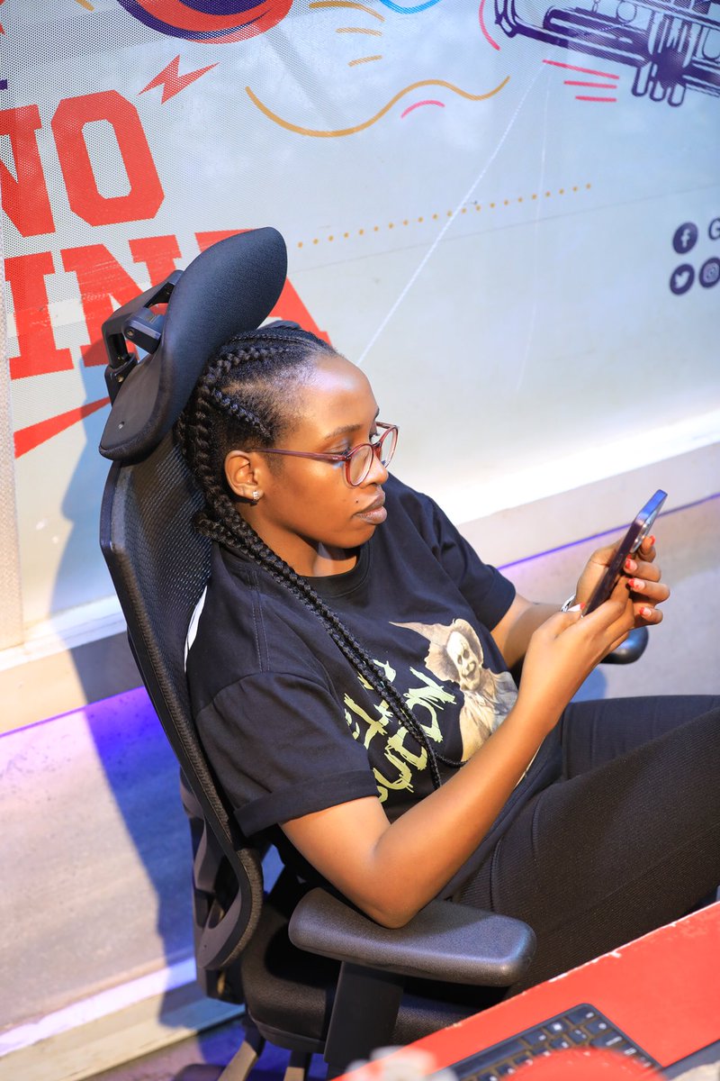 WinnieMbabazi_'s tweet image. Waiting on your requests like…👀

⏰ #GalaxyRequest Rollcall 🥳