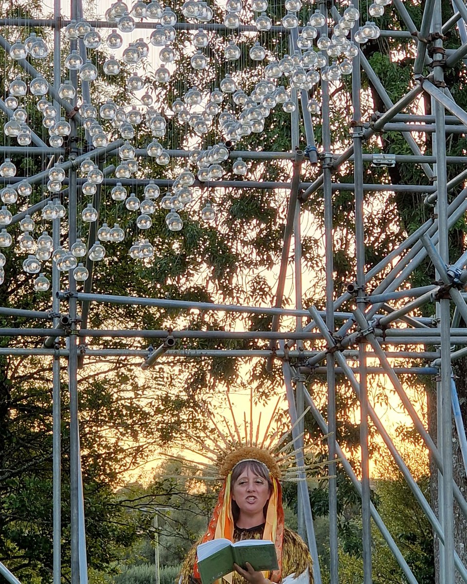 Many thanks to everyone who has joined us at our River Droplets events so far 🌅 What an uplifting experience! We are very excited for the next event tomorrow from 6-8pm, as this also marks the #AutumnEquinox ! We hope you can join us 😊
#Dorset