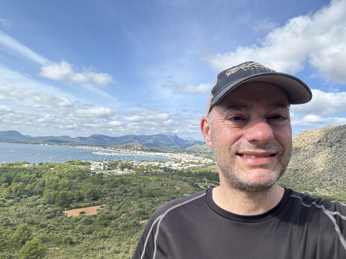 Don’t get this kind of scenery during my Chicago jogs. #Mallorca