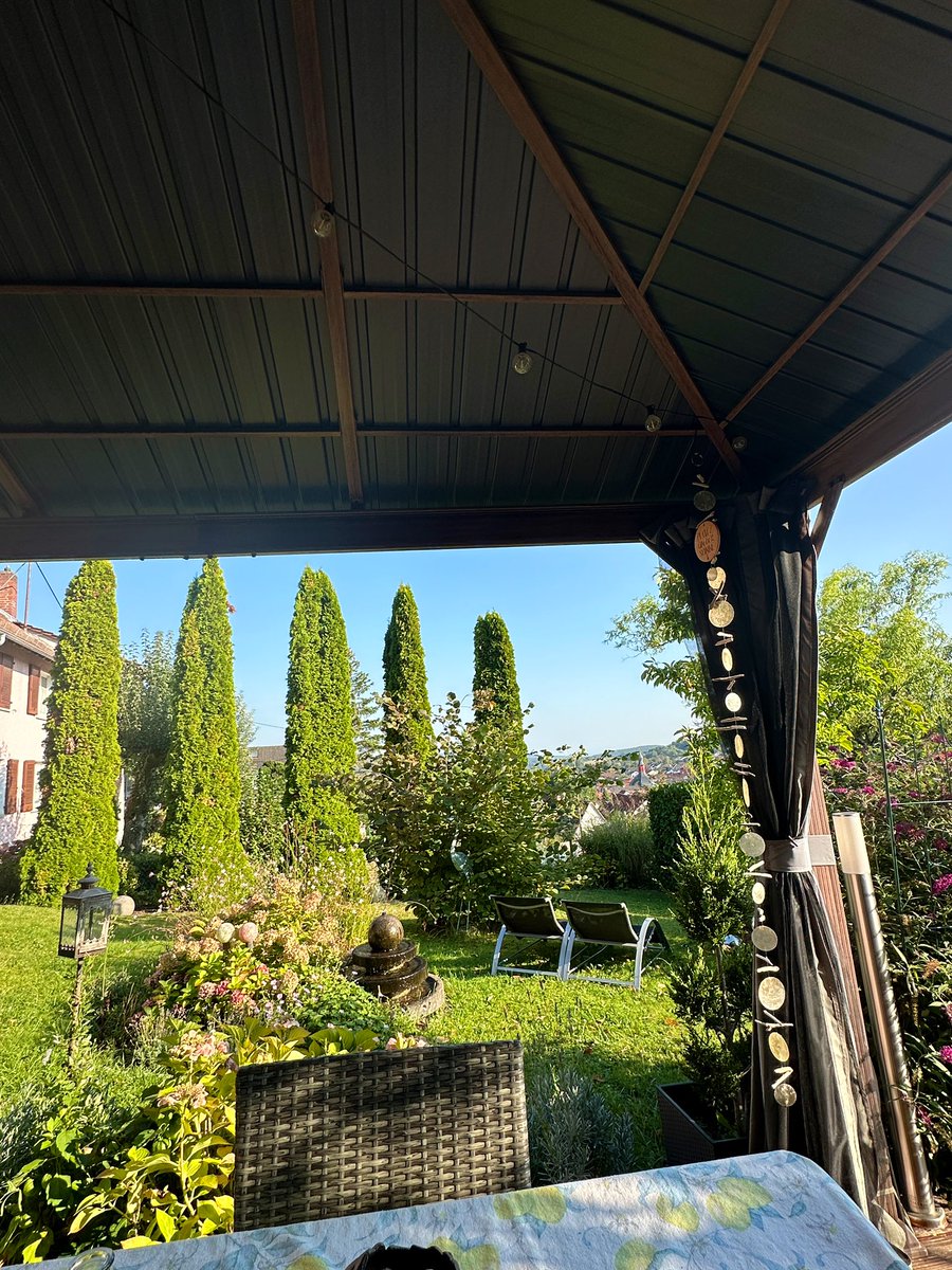 Habt alle ein schönes Wochenende ☀️ ich erhole mich von meiner Zahn OP und freu mich über das Wetter und die Ruhe.