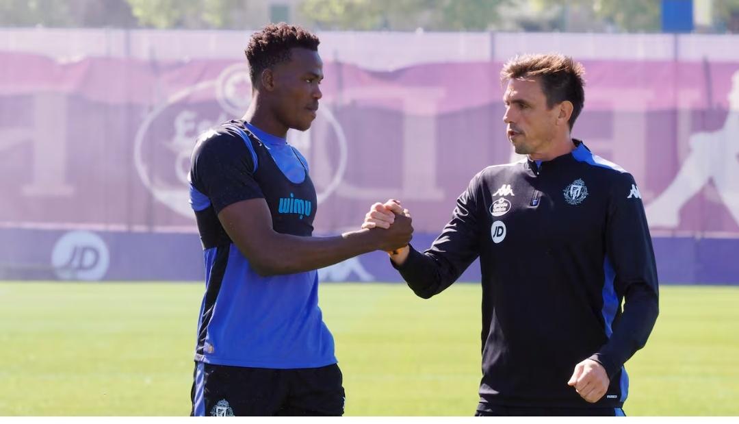 MusaSidyaKay's tweet image. Sierra Leone’s Juma Bah to make his first appearance for Real Valladolid   against Real Sociedad today in the Spanish La Liga. 
From swampy  fields in Freetown to a world stage in football @ Juma Bah Congratulations #Real Valladolid CF @Agent Chernor Musa.