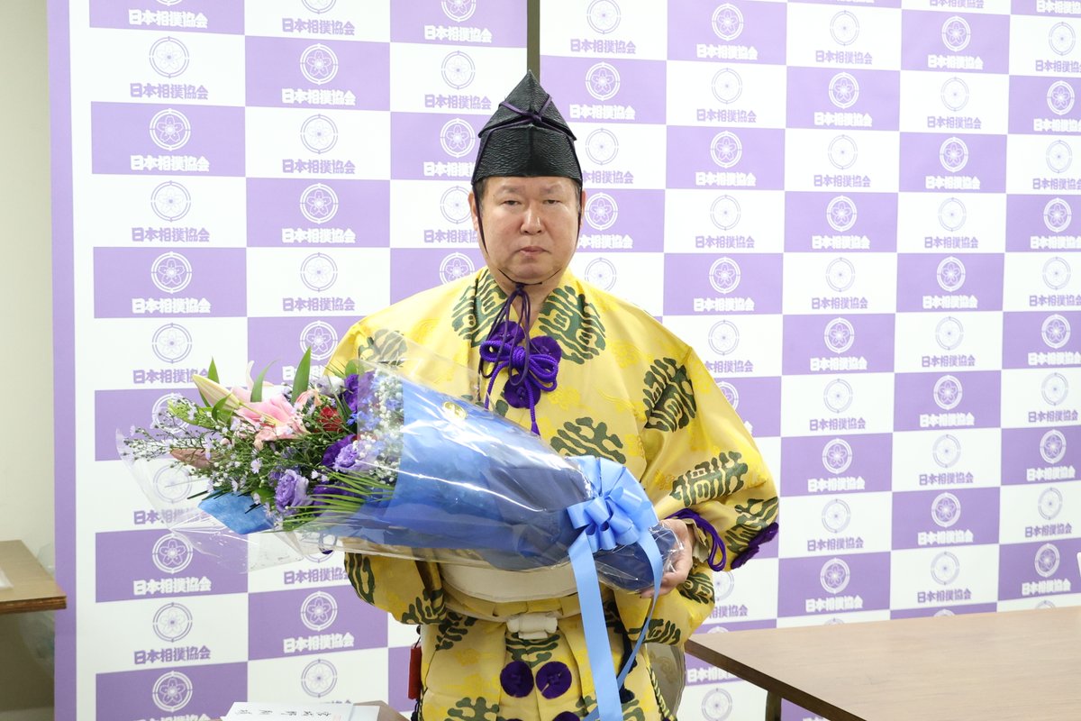木村庄之助 会見＞ 明日65歳の定年を迎えて定年となる38代木村庄之助が