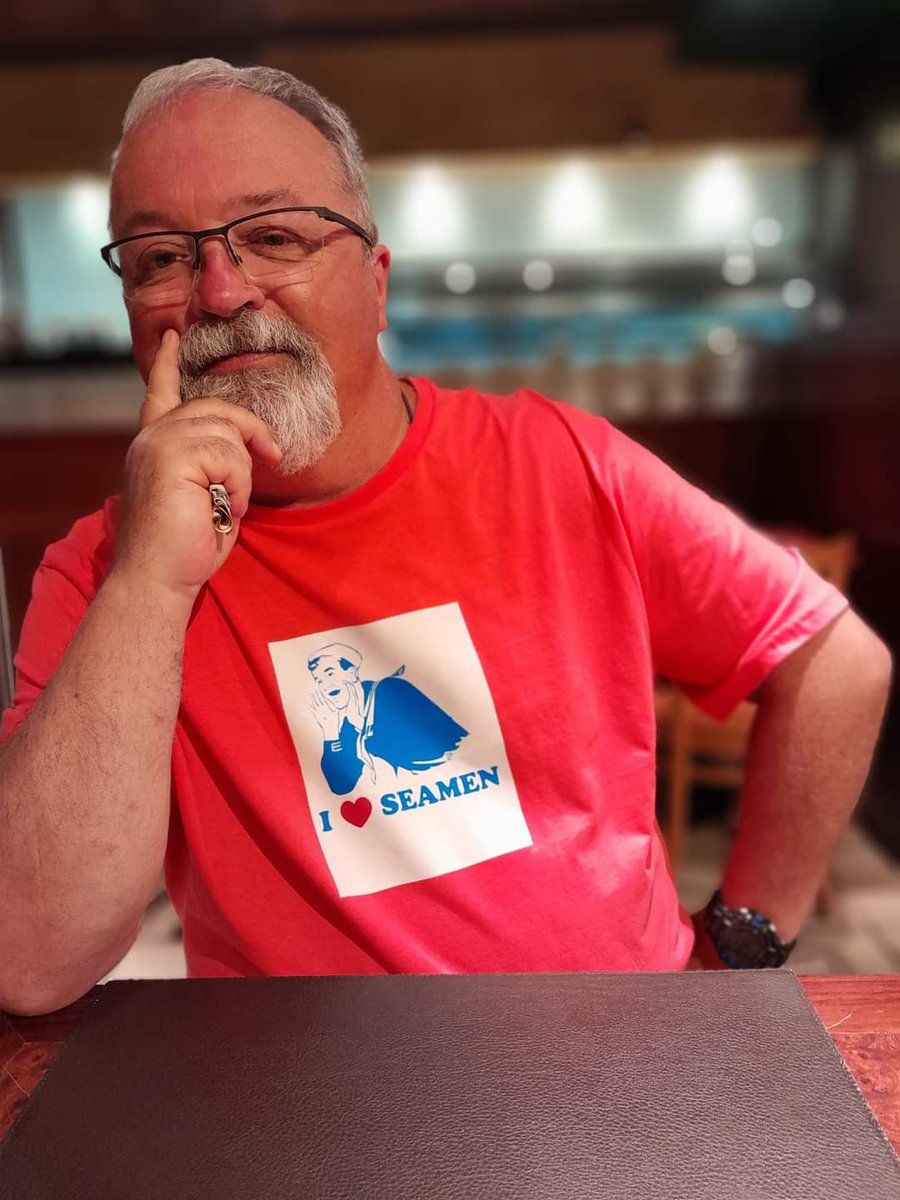 bearhotel.net/309
onlyfans.com/fenbearuk

I'm genuinely stunned to have achieved 16000 followers.
THANK YOU SO MUCH X
#dadbod #silverbear #gaydad #gaymature #gayosos #gaymaduros