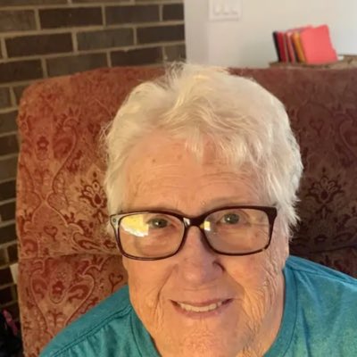 KateSmith884094's tweet photo. #NewProfilePic https://t.co/iVMAehSvso