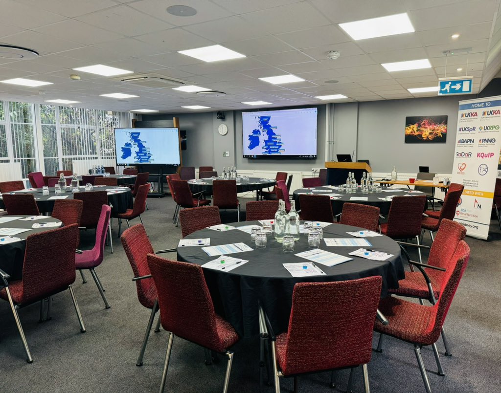 Autumn SpR Club kicking off in 5 mins in the beautiful Engineers House in Bristol. We look forward to welcoming you all ! 🥳